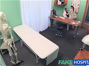 FakeHospital doctor gets fabulous patients coochie wet